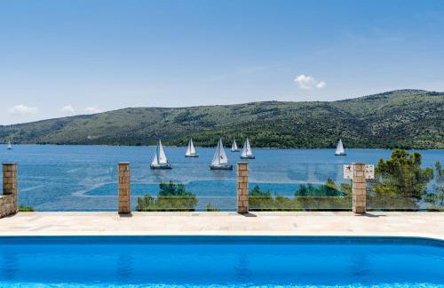 Seaside Villa near Trogir - Poljica - Photo 45