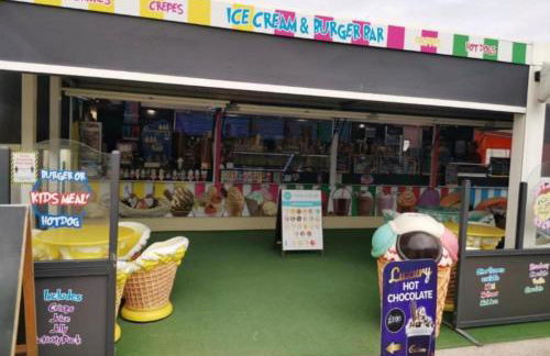 Discover Serenity in Our 3-Bed Static Caravan at Clarach Bay Holiday Village! - Foto 5