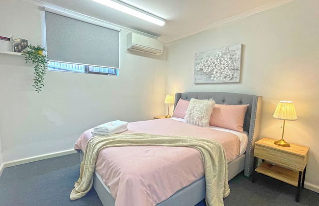 Pet Friendly Ringwood 3BR Home Parking - Foto 8