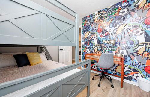 5 min to Grand Park, 1Level, Stocked Kitchen, King Bed, GameRm, Firepit, BBQ, Pet Friendly - Foto 5