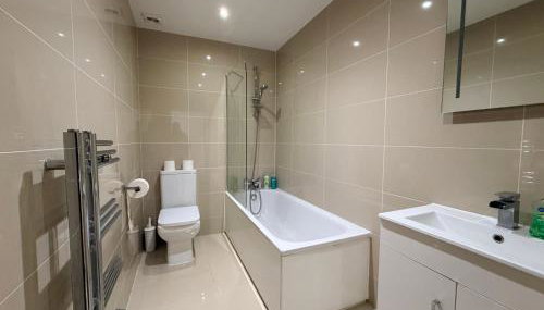 Sleek Modern 2BDR Flat in Charming Pinner - Foto 5