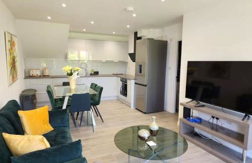 Paradigm Court, Modern 3-Bedroom Flat 1, Oxford - Photo 7