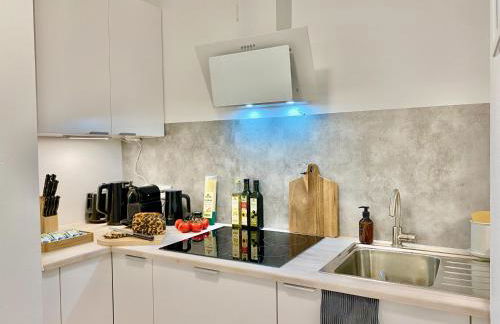 Snug Stays 2 - Design Studio am See mit Terrasse, Garten, 40m vom See - Foto 5