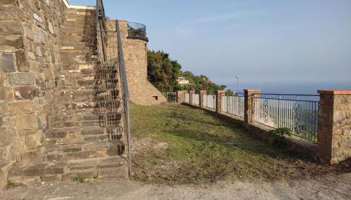 Il Ciuffo: ampia casa panoramica con parcheggio. - Foto 5