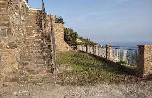 Il Ciuffo: ampia casa panoramica con parcheggio. - Foto 5