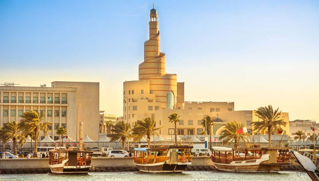 Enjoy Doha on a layover tour