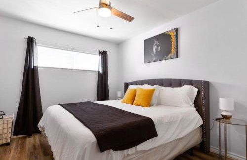 Golden Vibes Dwtn,Eado,Nrg,MedCtr,MTR,Rodeo - Photo 4