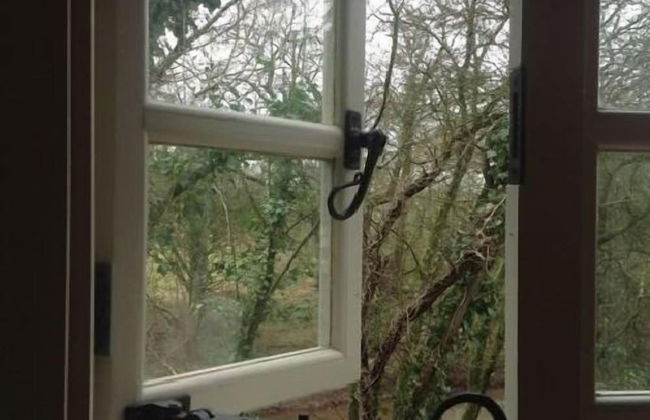 Posh Huts - Photo 26