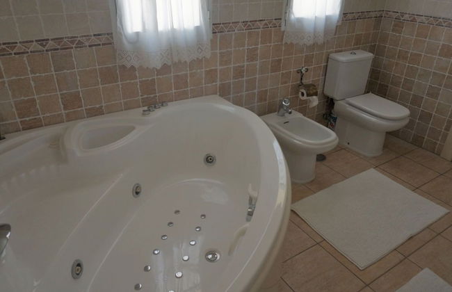 Stylish Alfas del Pi Stay - Foto 14