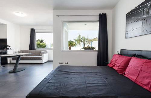 Leonida's Home - Shared Pool, Jacuzzi and beach 150mt - Foto 16