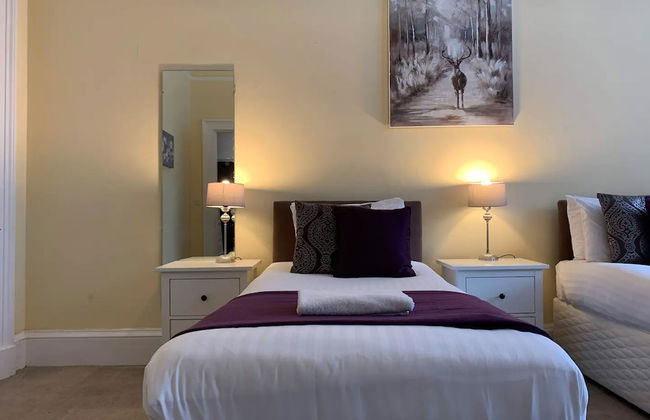 JOIVY Adorable 1 Bed Flat Near West End - Photo 5