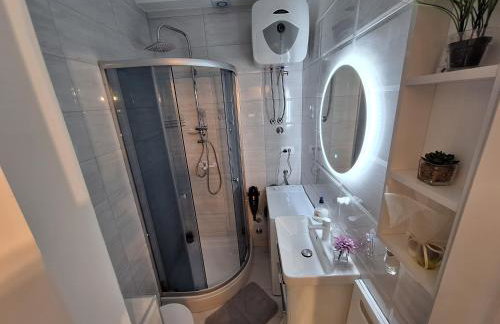 Mystic Grey Studio Apartment - Foto 9