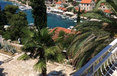 Apartment in Maslinica 70m from the sea - Photo 15