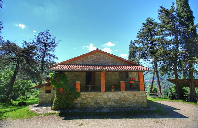 Charming Tuscan Farmhouse - Photo 20