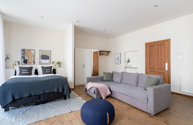 Schoenhouse Avenue by Limehome - Photo 25