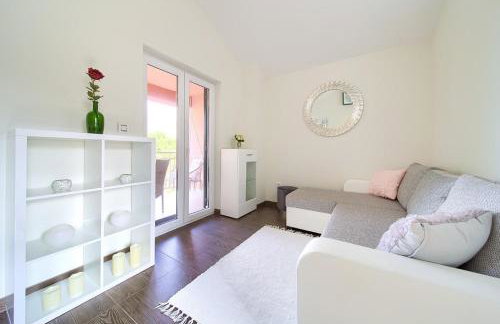 Apolina Malinska - Foto 4