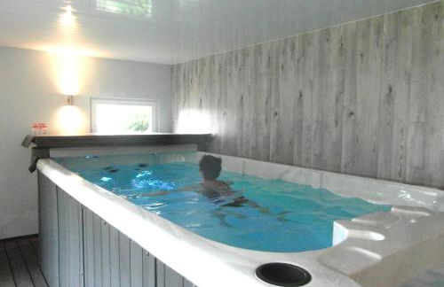 Wester Curr Cottage - Luxury 5-Star Cottage with Private Pool & Hot Tub - Foto 17