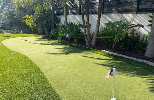 4Bd, putt putt, turf, grill, fire pit & more! - Photo 61