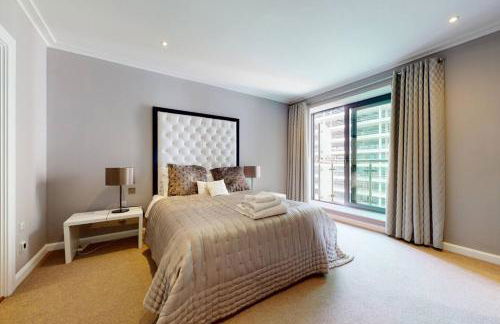 3 Bed 3 Bath Luxury Penthouse With River & City Skyline Views - Foto 17