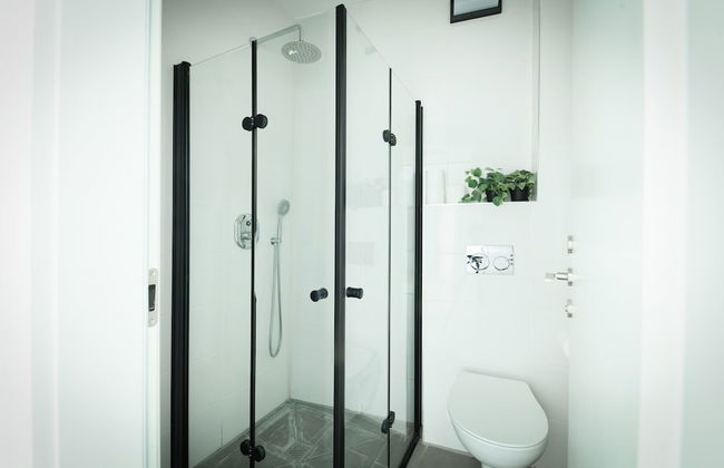 Charming Apt at the Artsy TelAviv Center - Photo 8