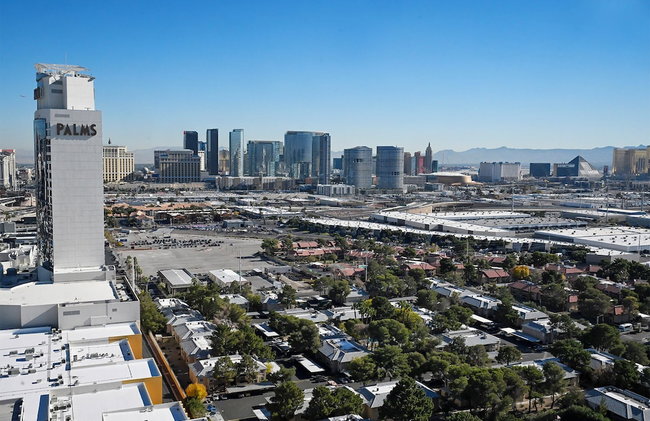 Strip View Luxury Studio No Resort Fee Palms Place - Foto 53