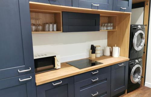 Family Friendly I Pets Welcome I Short Walk to Railway Station I 10min Drive to Safari Park - Foto 18