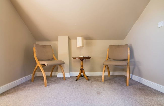 Super Spacious Barn Conversion With Free Wifi, Netflix Fireplace - Photo 27