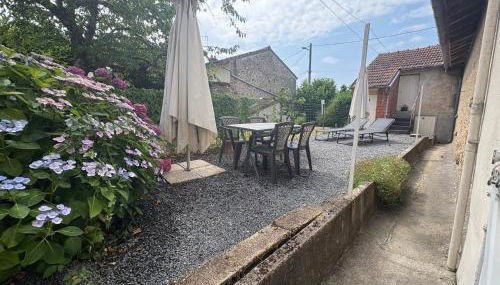 Town Centre with garden & free parking Le Dorat - Foto 5, Garden, Garden view