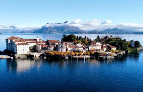 Lake view, Pool, near beach, Pinball, Darts Arcade - Photo 42