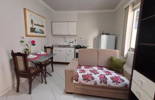 Apê 02 - confortável e perto de tudo - Foto 1