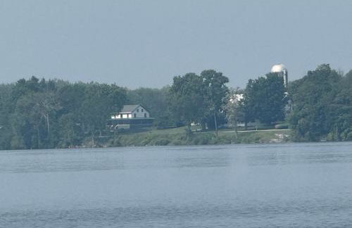 Lakefront Farmhouse for Family Gatherings - Foto 35