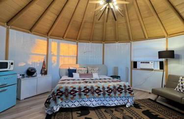 Glamping-Sky Dome Yurt-Tiny House-2 modern composting toilet - Foto 2