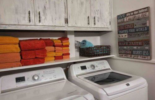 Cheerful 3 Bedroom on a Park 10 Miles from Eugene - Foto 16