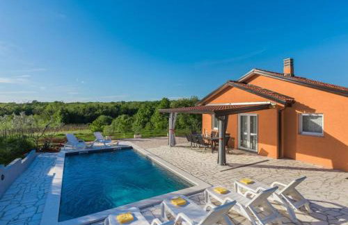 Holiday Home Villa Pendolina mit privatem Pool und Jacuzzi by Interhome - Foto 4