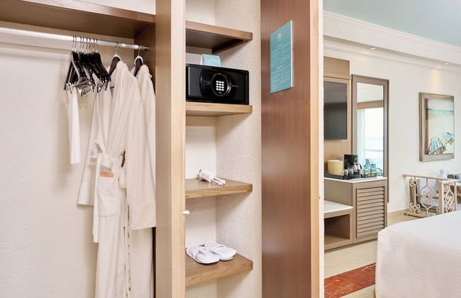 Sunscape Cancun All-Inclusive Resort & Spa by Hyatt - Photo 40