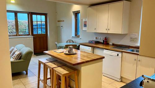 Barn Ann-exe, Sleeps 4, Garden, Parking spaces - Foto 5, dishwasher