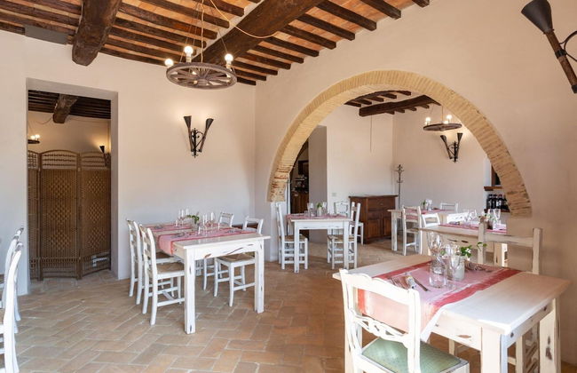 Agriturismo Borgo Pulciano in Montone - Foto 14