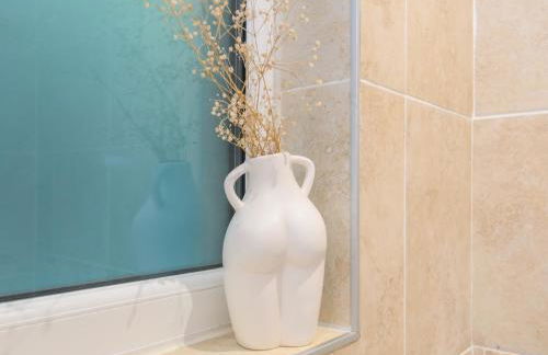 Pass the Keys Family Friendly home in Baildon Court-Free Parking - Foto 52