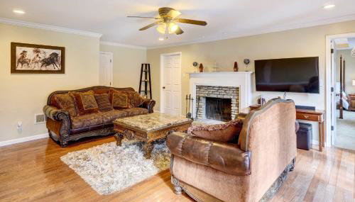 Louisville Area Home Deck, Fire Pit, Creek! - Foto 3