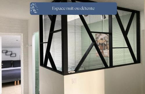 Grand Gîte Le Saule en Scie - 3 étoiles - Spa chauffé, 12 à 14 pers, jardin clos, 30 mn PuyduFou - Foto 26