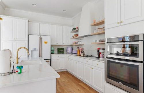 Experience Luxury Private Heated Pool Game Room - Foto 8