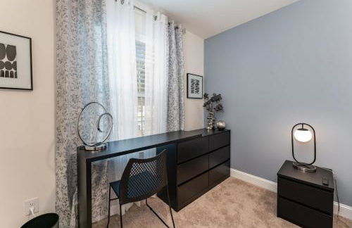 Stylish Getaway near Downtown Raleigh & Coastal Credit Music Park - Foto 16