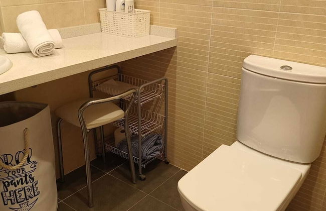 Lovely 2 Bedroom, 2 Bathroom Apartment With Pool - Foto 17