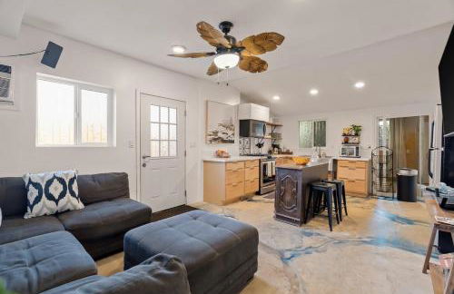 Next to Downtown Huge yard with Parking - Foto 5