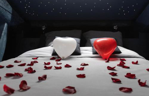 CEVA Suite Moonlight-Jacuzzi & Cinéma Centre ville - Foto 13