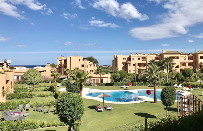 Casares Beach Golf Apartment With Private Garden and Pool Access - Foto 42