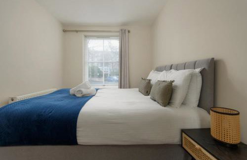 Stylish 2 Bed City Centre Apartment with Parking - Foto 11