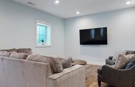 Lux Beach Home Lake Views Firepit - Foto 43