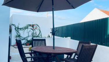 Casa do Canto - Uma casa no campo, perto da praia. - Foto 4