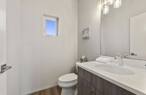 BRAND NEW Fully Updated Condo 918 in Anacortes - Foto 23